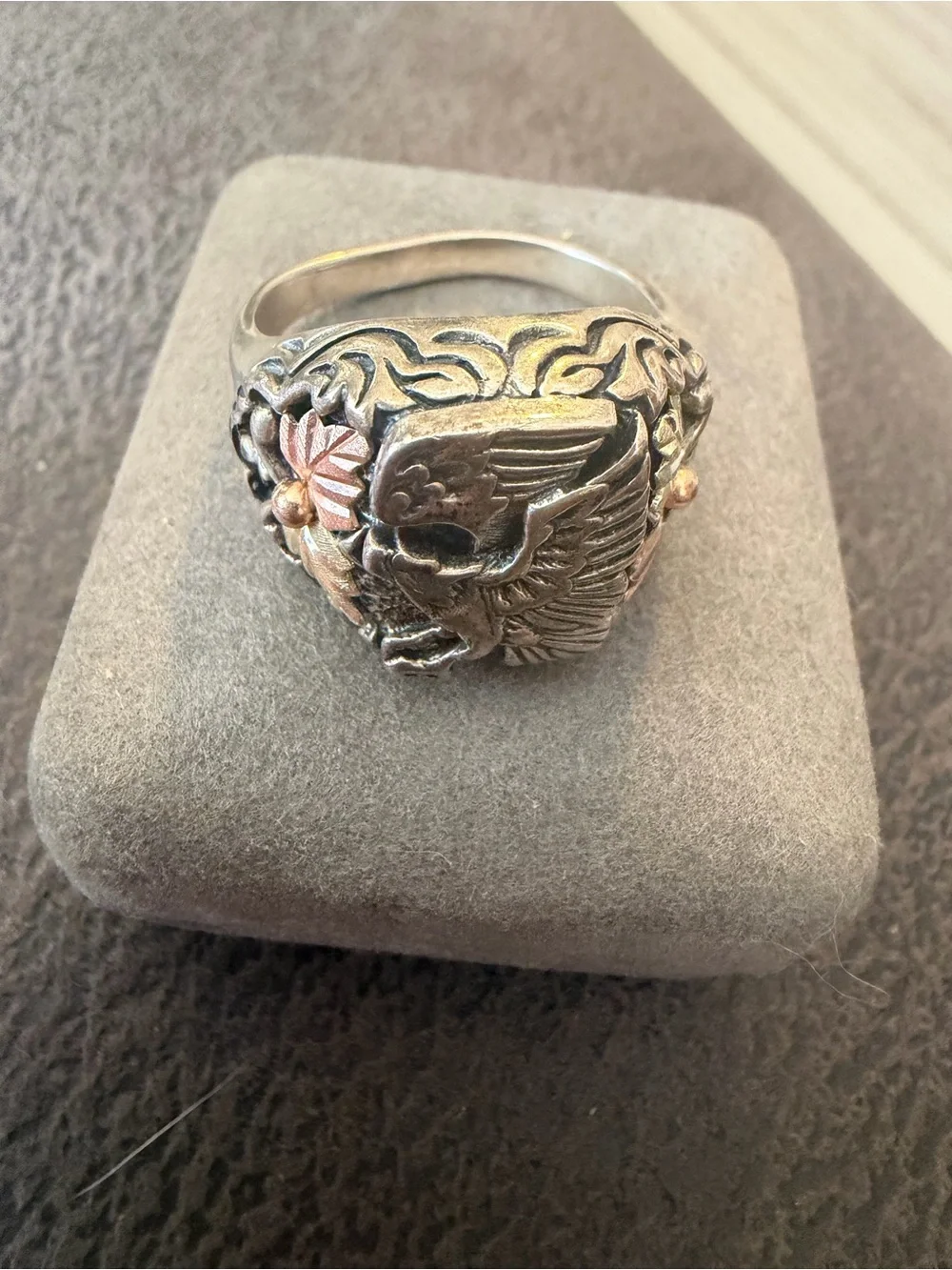 Eagle ring Black Hills Gold band size 13.5 sterling silver men
